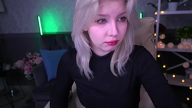 SelenaIris online show from March 18, 12:47 pm