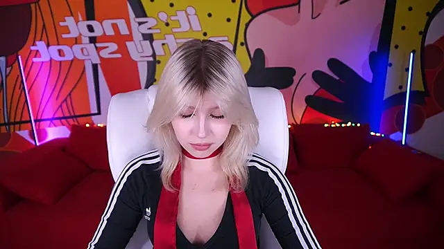 SelenaIris online show from March 22, 4:47 pm