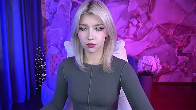 SelenaIris online show from September 26, 6:06 am