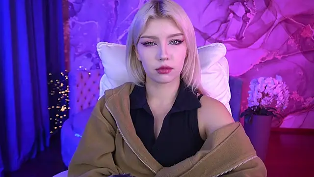 SelenaIris online show from October 11, 7:29 am