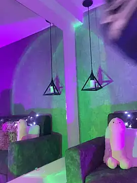 Hi Soyfer online show from March 13, 5:18 pm