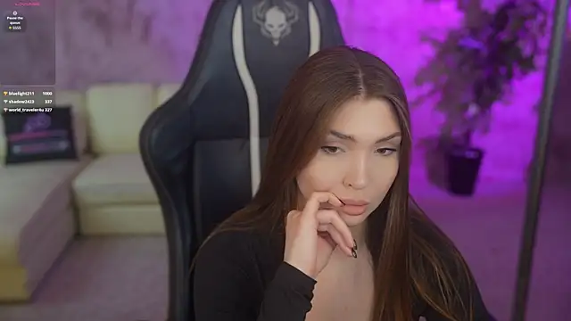 Snapshot of Billie054 chatting on November 30, 11:47 am Billie054 online show from November 30, 11:47 am