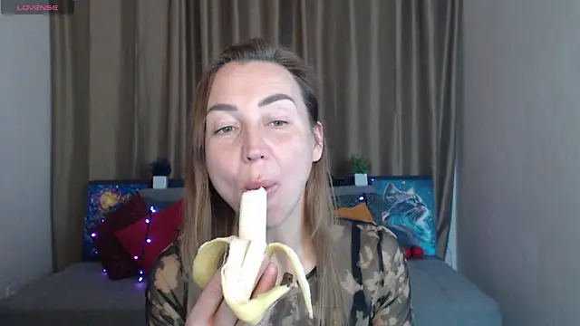 Kiss julli88I online show from March 20, 9:35 pm