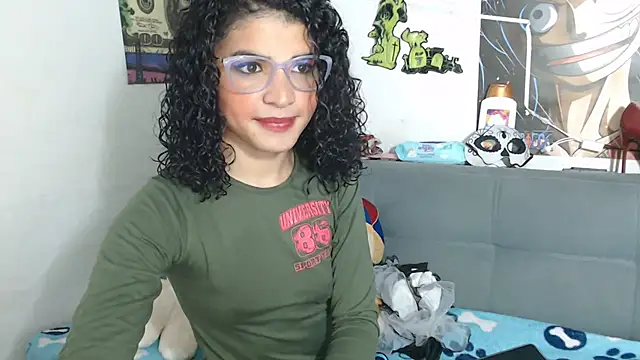 Snapshot of Amala_Hott chatting on November 23, 9:36 pm Amala Hott online show from November 23, 9:36 pm