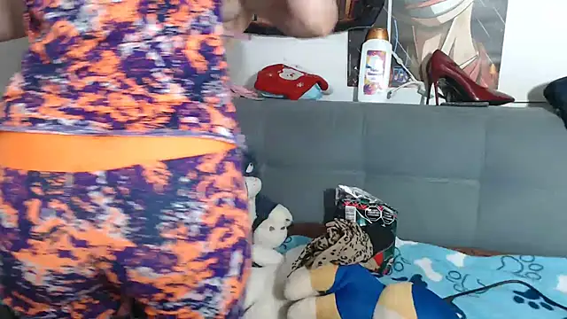 Snapshot of Amala_Hott chatting on November 30, 11:53 pm Amala Hott online show from November 30, 11:53 pm