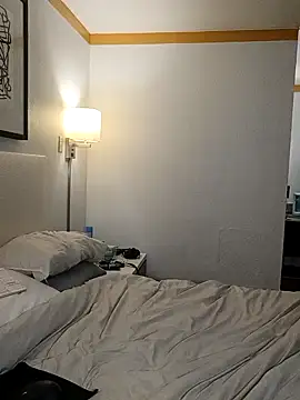 KITTYBOOBOOFUXX online show from October 25, 6:35 pm