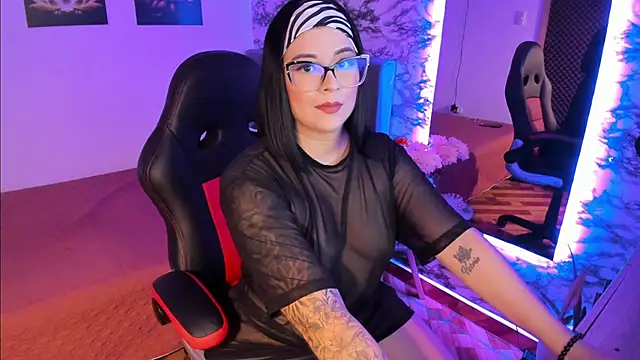 victoriacooper21 online show from March 21, 10:06 pm