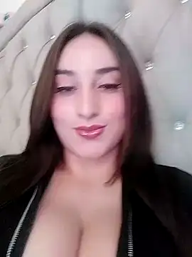 KARINA FLOWER  online show from September 18, 8:11 pm