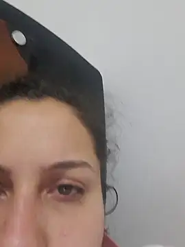 esmeralda jadees online show from March 22, 7:25 am