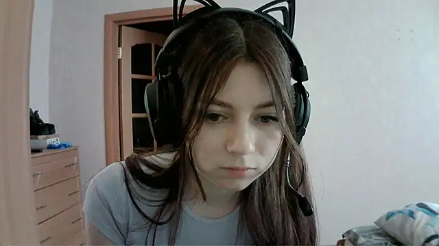 RendyDow online show from March 11, 9:24 am