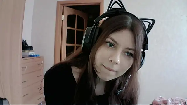 RendyDow online show from March 14, 8:53 am