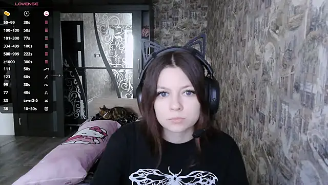 RendyDow online show from November 12, 8:15 am