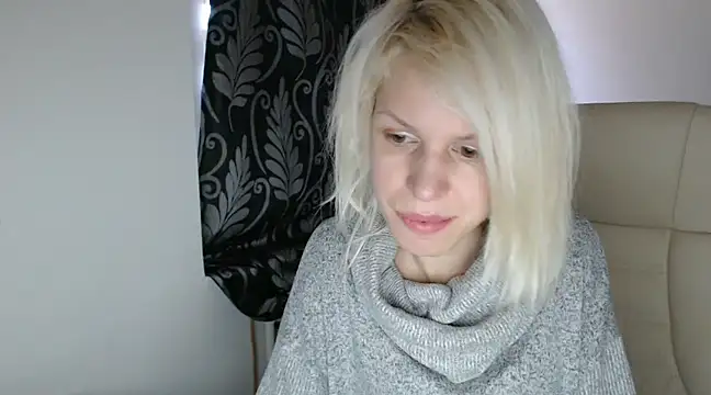 ElssaRush online show from March 8, 8:00 am