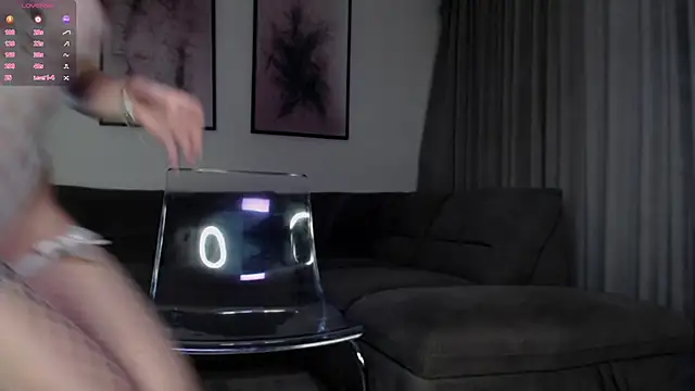 reinakylie online show from October 17, 12:08 pm