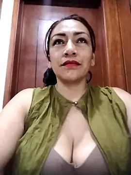 Snapshot of Carlasm- chatting on October 8, 9:45 pm Carlasm- online show from October 8, 9:45 pm