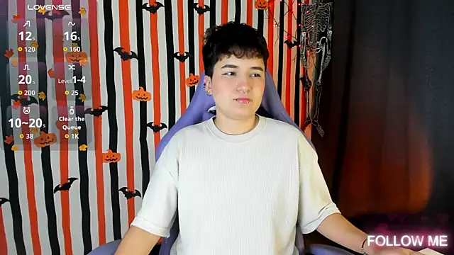 Snapshot of emma_cute7 chatting on October 21, 5:19 am emma cute7 online show from October 21, 5:19 am