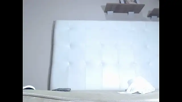 willow smitt online show from September 14, 12:48 pm