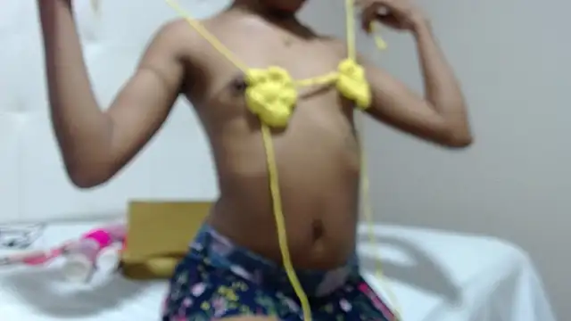 willow smitt online show from September 25, 2:10 pm