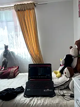 VictoriaGerard Pink online show from November 7, 4:40 pm