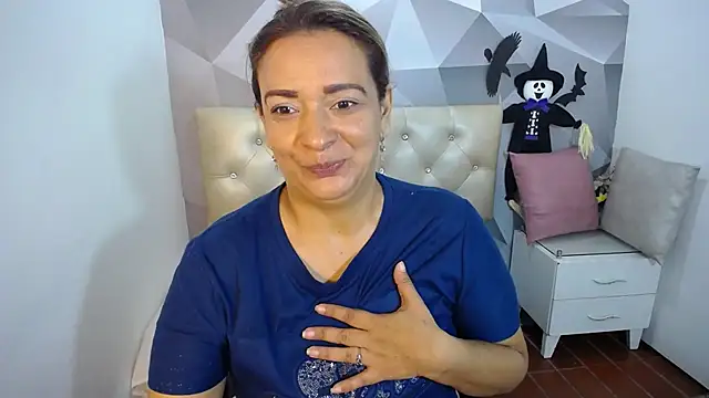 Milf-Prettyboobs online show from November 1, 11:12 am