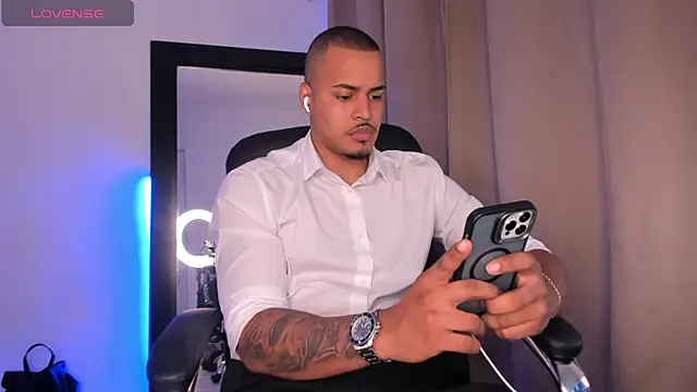 AshtonnSummer online show from March 20, 11:23 pm