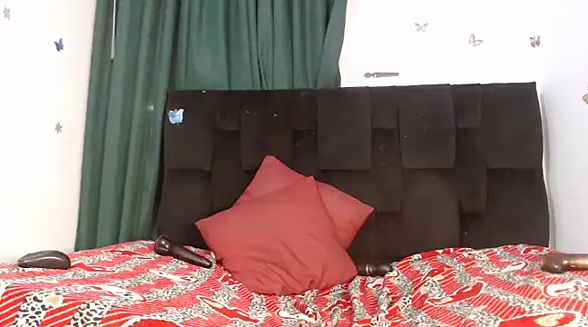 AlexaNovoa  online show from March 22, 1:54 am