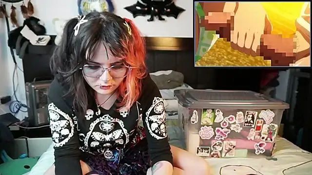 Snapshot of Devil_And_Princess chatting on November 23, 1:05 am Devil And Princess online show from November 23, 1:05 am