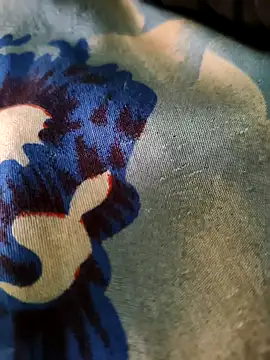 Snapshot of Mr_skywalker chatting on September 27, 6:13 pm Mr skywalker online show from September 27, 6:13 pm