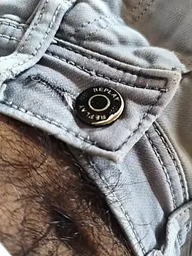 Snapshot of Mr_skywalker chatting on October 27, 5:33 am Mr skywalker online show from October 27, 5:33 am