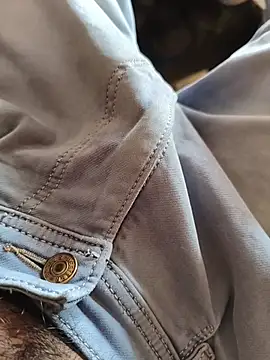 Snapshot of Mr_skywalker chatting on November 14, 7:51 am Mr skywalker online show from November 14, 7:51 am