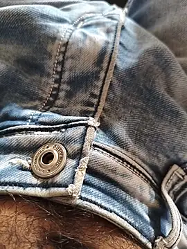 Snapshot of Mr_skywalker chatting on November 21, 8:13 am Mr skywalker online show from November 21, 8:13 am