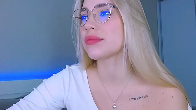 DIANAxxxDIAMOND online show from October 17, 7:22 am