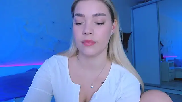 DIANAxxxDIAMOND online show from November 1, 9:55 am