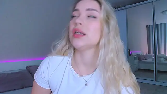 DIANAxxxDIAMOND online show from November 13, 11:42 am