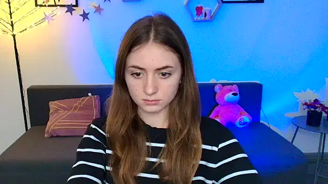 LilyHaart online show from March 11, 5:35 pm