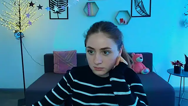 LilyHaart online show from March 16, 12:55 pm