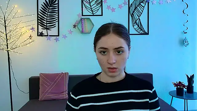 LilyHaart online show from March 22, 12:57 pm