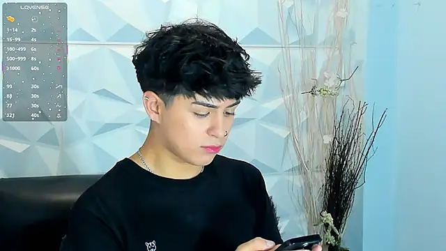 Sam Daves online show from October 1, 1:39 pm