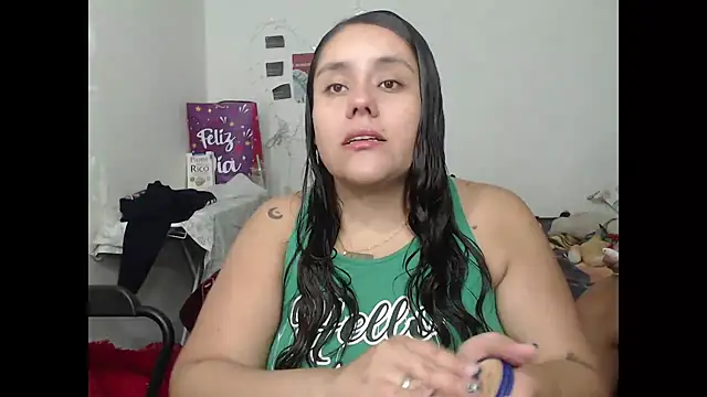 nicky andcamil online show from October 9, 1:47 am