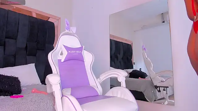 Daia Ortiz online show from March 20, 7:25 pm