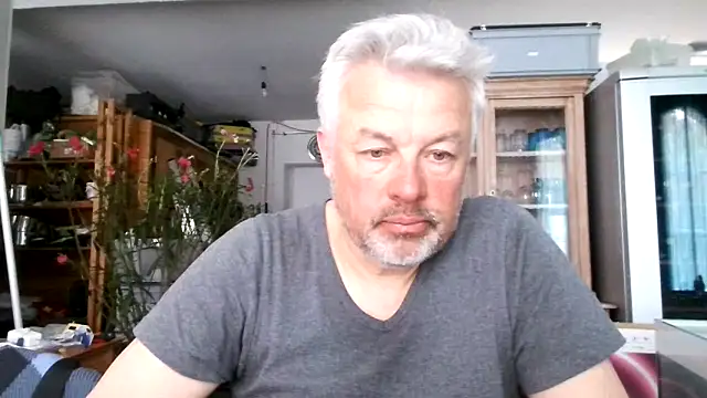 Berg Boy online show from March 12, 12:04 pm