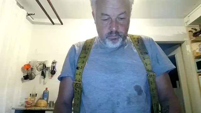 Berg Boy online show from September 23, 4:04 am