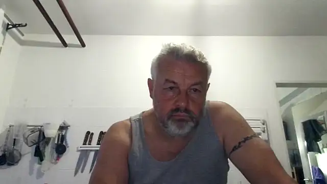 Berg Boy online show from September 26, 5:11 am