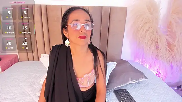 jashh  online show from November 20, 6:40 pm