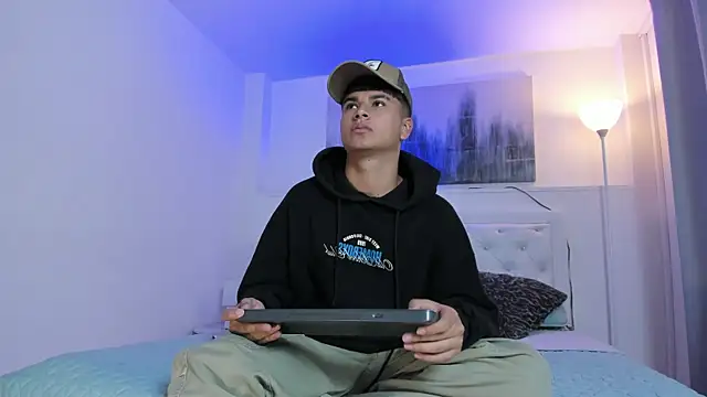 MathewAdams online show from March 21, 1:45 pm