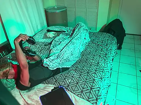 Snapshot of anthonyroth chatting on March 14, 9:03 am anthonyroth online show from March 14, 9:03 am