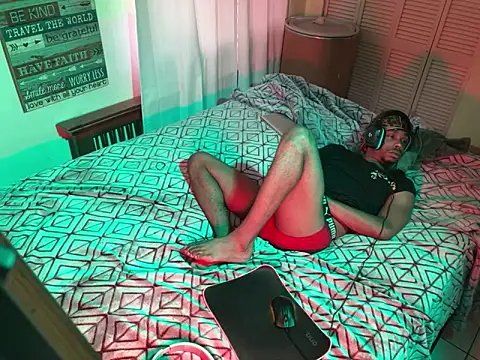 Snapshot of anthonyroth chatting on March 20, 12:11 pm anthonyroth online show from March 20, 12:11 pm