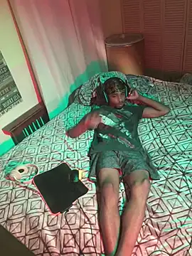 Snapshot of anthonyroth chatting on March 22, 3:09 am anthonyroth online show from March 22, 3:09 am