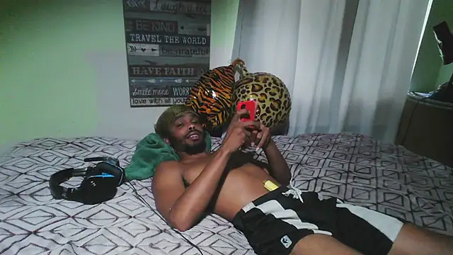 Snapshot of anthonyroth chatting on September 14, 10:31 pm anthonyroth online show from September 14, 10:31 pm