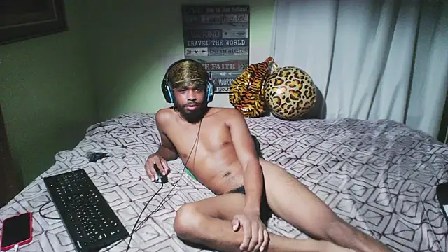 Snapshot of anthonyroth chatting on September 29, 1:33 am anthonyroth online show from September 29, 1:33 am